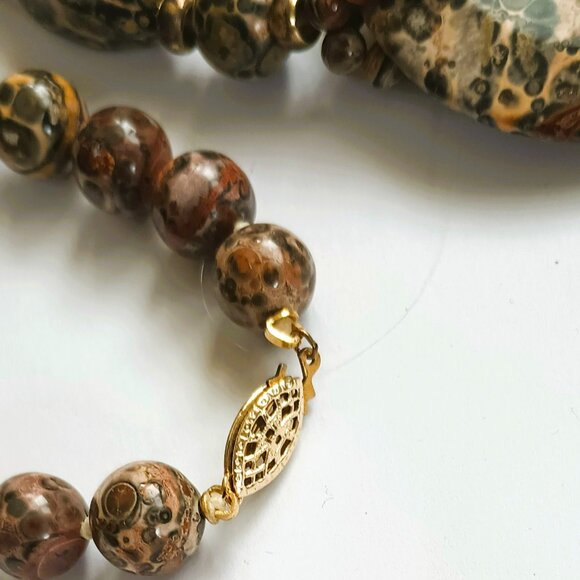 Knotted Jasper Bead Necklace 24" Gold Beads Large Disk Pendant Fish Hook Clasp - Picture 2 of 8